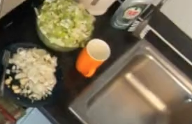 P12_101_left_mug_29154_30004